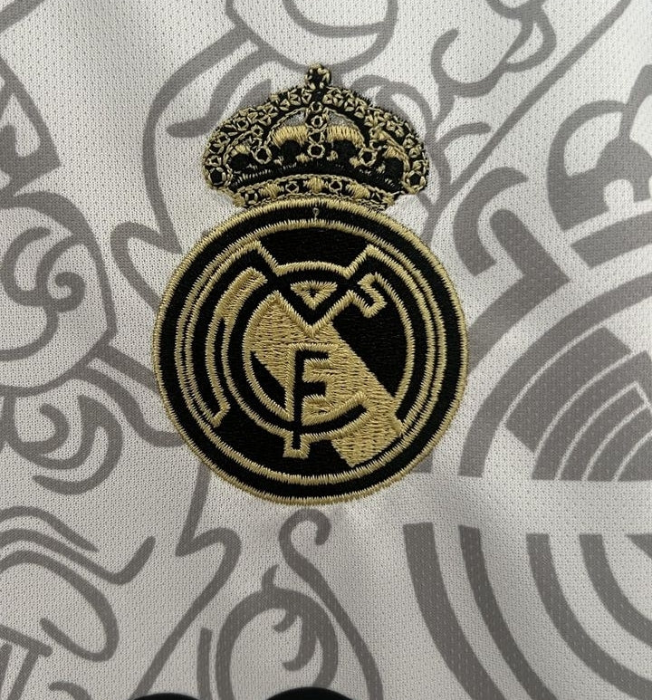 Real Madrid - Camisola Especial 24/25